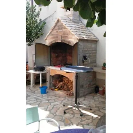 Charming Studio Annie Diklo A3 2 Pax *